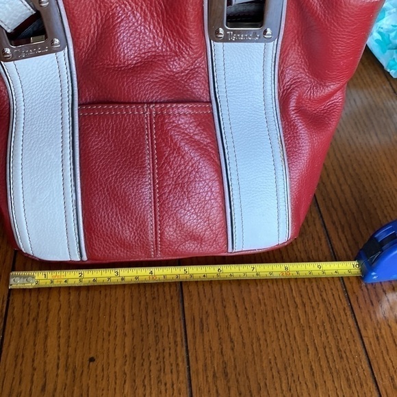 TIGNANELLO stylish Red white stripes 💯 leather 🎉Host Pick 7/22 🎉 - Picture 9 of 10